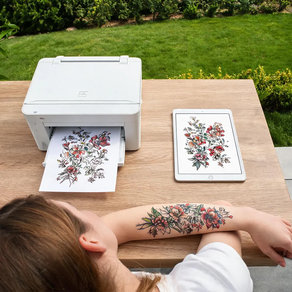 Papel adhesivo para tatuajes